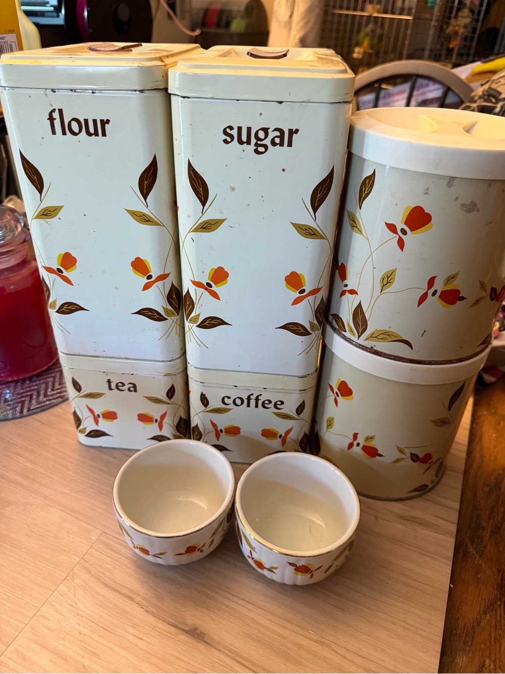 Autumn leaf jewel T Hall 6 piece canister set & 2 tea cups!